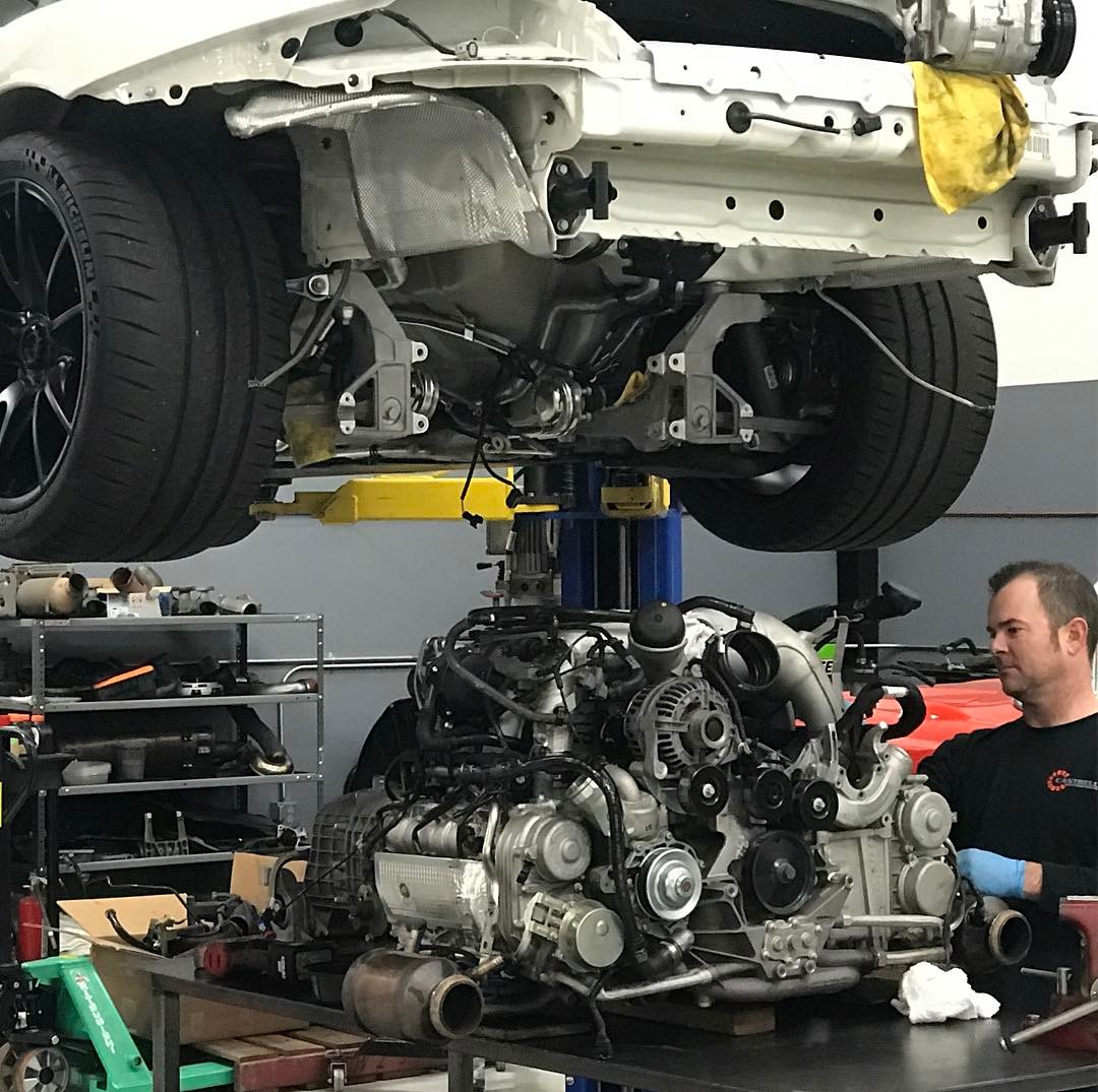 Porsche engine-out build in-house